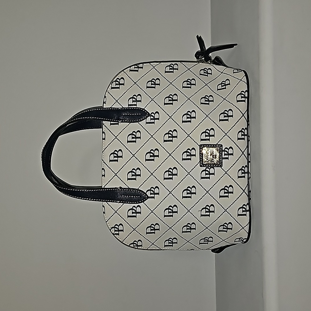 Dooney Bourke Purse